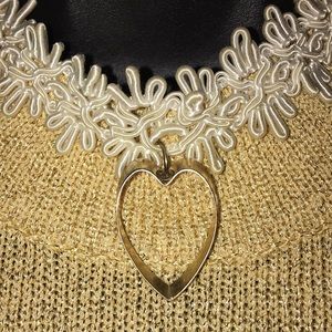 Vintage Victorian lace heart choker necklace